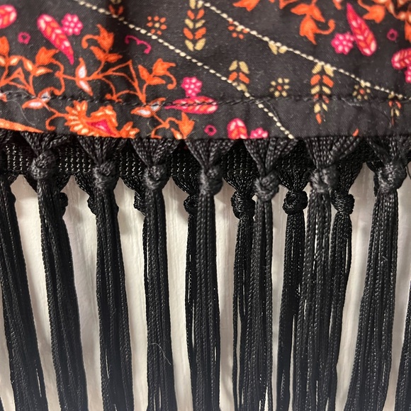 Gypsy Warrior Red and Black Patterned Fringe Crop Top - Picture 4 of 4